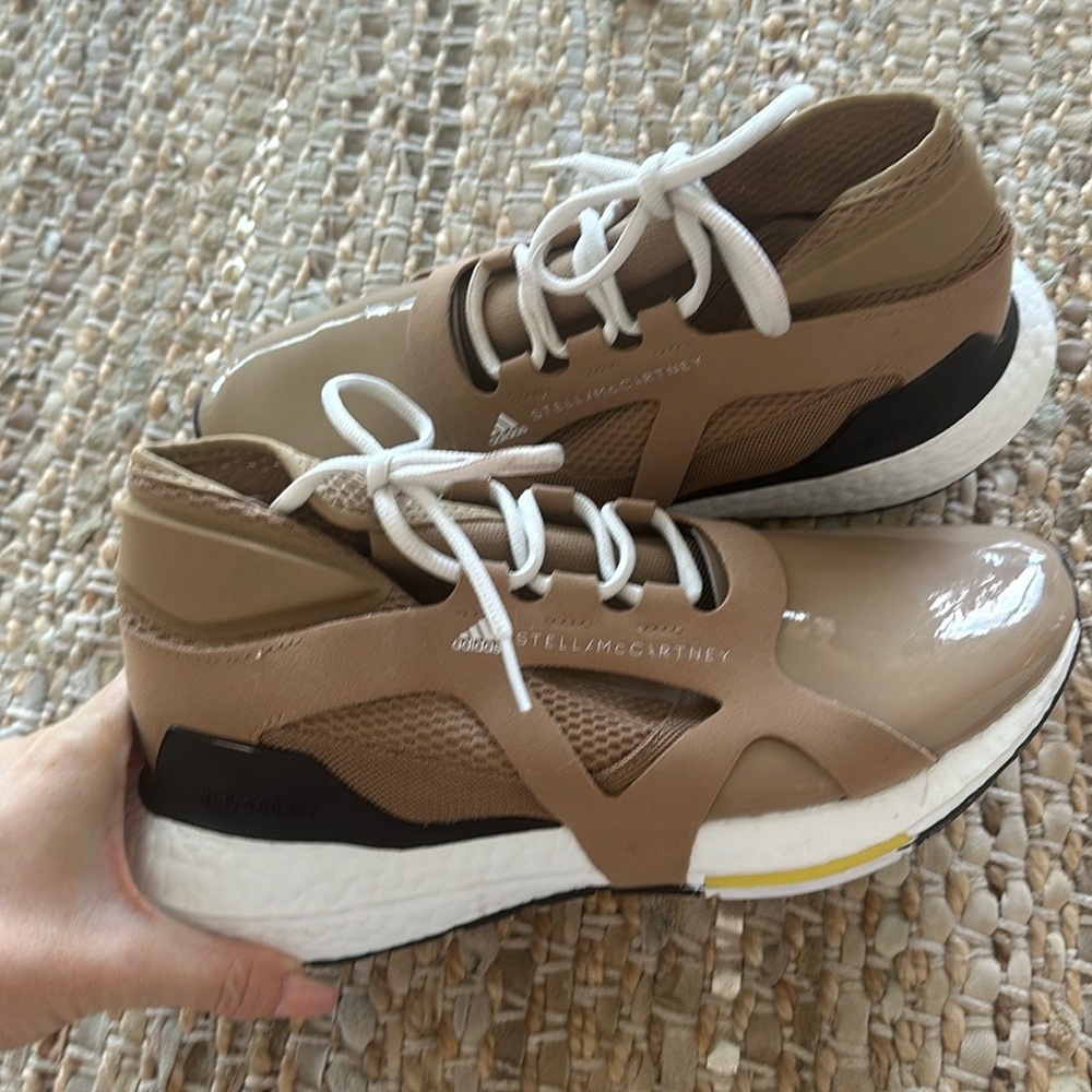 Adidas Stella McCartney sneakers 💯 authentic
